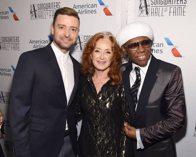 NEW YORK, NEW YORK - JUNE 13: Justin Timberlake, Bonnie Raitt and Nile Rodgers pose backstage during the Songwriters Hall Of Fame 50th Annual Induction And Awards Dinner at The New York Marriott Marquis on June 13, 2019 in New York City. (Photo by Larry Busacca/Getty Images for Songwriters Hall Of Fame)