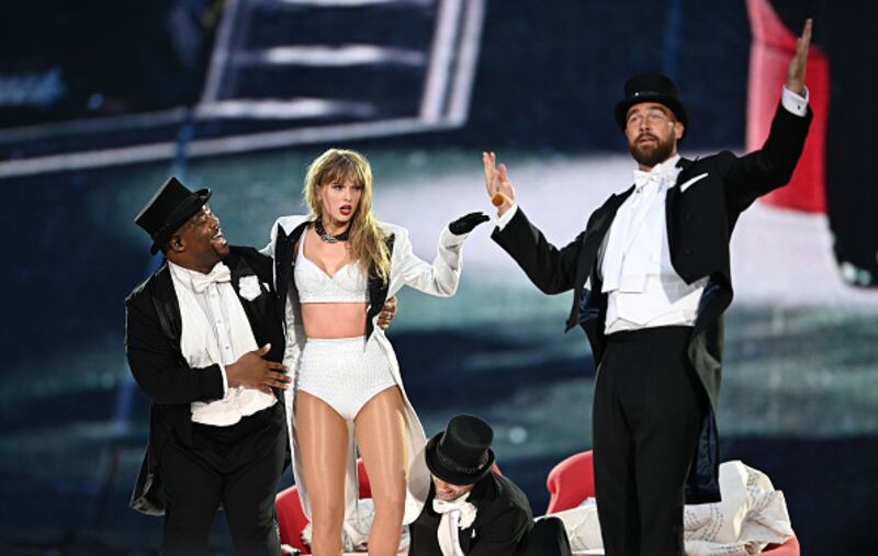 Taylor Swift, Travis Kelce